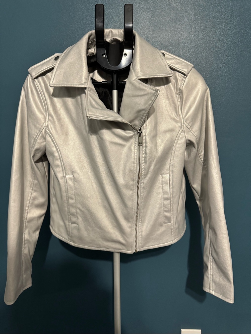 Fashion Nova Metallic Faux Leather Cropped Moto Jacket
